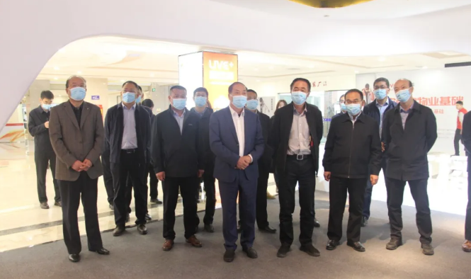 山东省科技厅二级巡视员许勃一行到顺和直播电商科技产业园参观调研