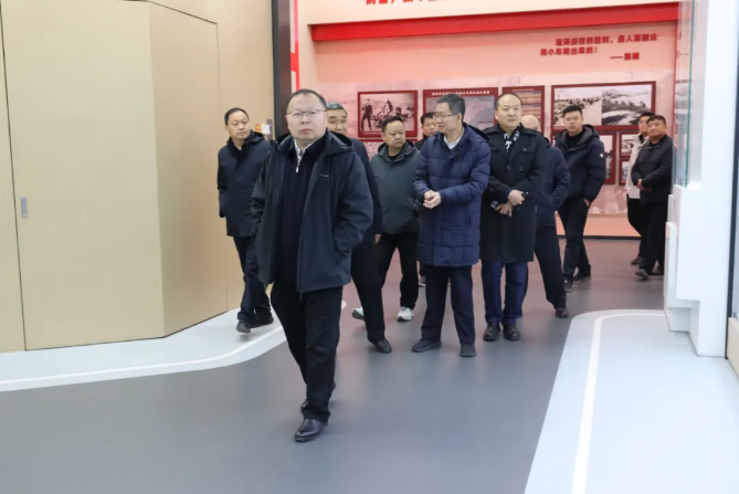 颍泉区委副书记刘斌一行莅临顺和国际智慧物流园参观考察